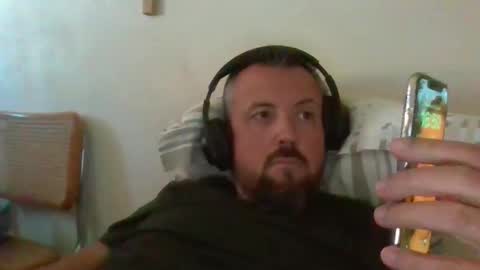 Snapshot of cebcool chatting on 12, 10, 2025 Sb online show from 12, 10, 2025