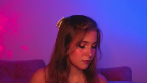 Lina  online show from 5, 10, 2025