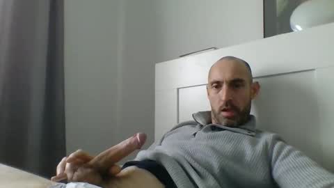 Snapshot of cedric223 chatting on 14, 2, 2025 cedric223 online show from 14, 2, 2025