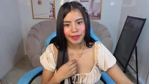 Snapshot of celeste2_b chatting on 23, 9, 2025 Celeste online show from 23, 9, 2025