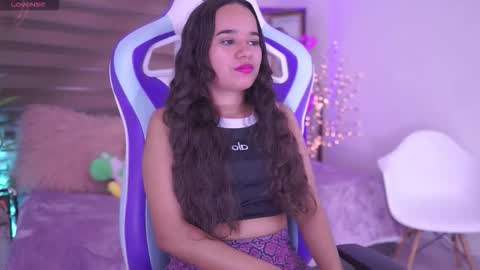 Snapshot of celeste_leee chatting on 8, 9, 2025 Celeste online show from 8, 9, 2025