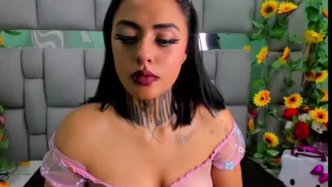 Snapshot of celeste_owen18 chatting on 4, 12, 2024 celeste owen18 online show from 4, 12, 2024