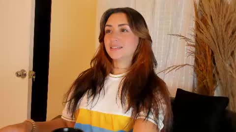 Snapshot of celeste_rodriguez_ chatting on 4, 7, 2026 online show from 4, 7, 2026
