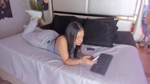celeste_starsss online show from 11, 4, 2026