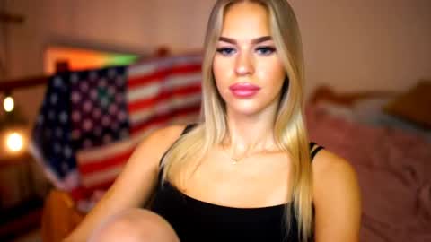 Snapshot of celeste_www chatting on 16, 7, 2026 Sunflower online show from 16, 7, 2026