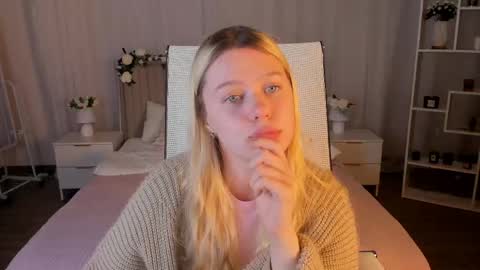 Snapshot of celestinemauriac chatting on 26, 5, 2026 your cute kitty online show from 26, 5, 2026