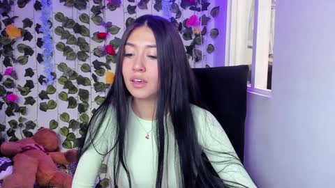 Snapshot of celestinepurple chatting on 5, 1, 2025 Celestineeeeee online show from 5, 1, 2025