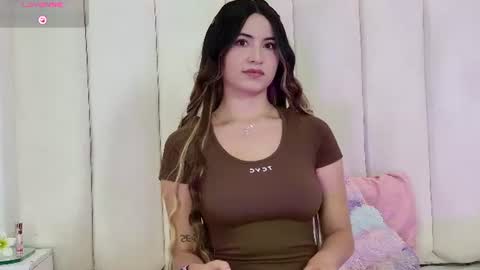 celestte_vanegas online show from 9, 7, 2026