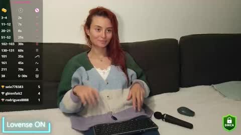 Snapshot of celestynstar chatting on 17, 12, 2025 CelestynStar online show from 17, 12, 2025