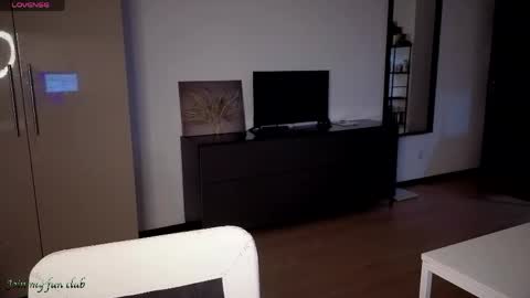 Snapshot of centurion_1 chatting on 26, 5, 2026 Bruce online show from 26, 5, 2026