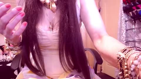 Cerise online show from 14, 9, 2025