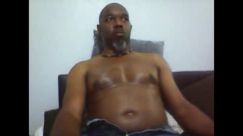 Snapshot of cflayv chatting on 4, 12, 2024 cflayv online show from 4, 12, 2024