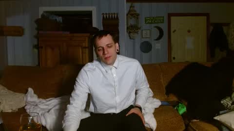 Snapshot of cguffey2284 chatting on 4, 1, 2025 cguffey2284 online show from 4, 1, 2025