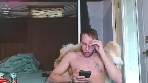 Snapshot of cguffey2284 chatting on 6, 5, 2026 cguffey2284 online show from 6, 5, 2026