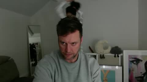 Snapshot of chacar123 chatting on 4, 4, 2026 2Play and play2 online show from 4, 4, 2026