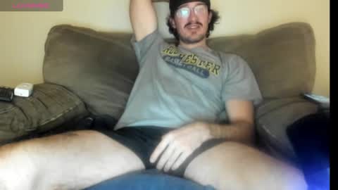 Snapshot of chadpowerz chatting on 25, 9, 2025 Lydong online show from 25, 9, 2025