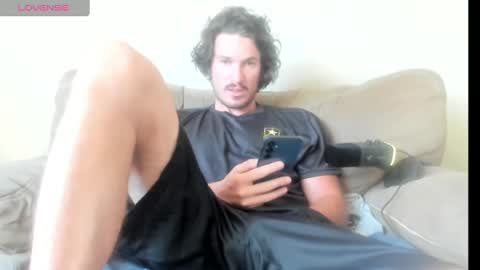 Snapshot of chadpowerz chatting on 27, 9, 2025 Lydong online show from 27, 9, 2025