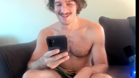 Snapshot of chadpowerz chatting on 14, 10, 2025 Lydong online show from 14, 10, 2025