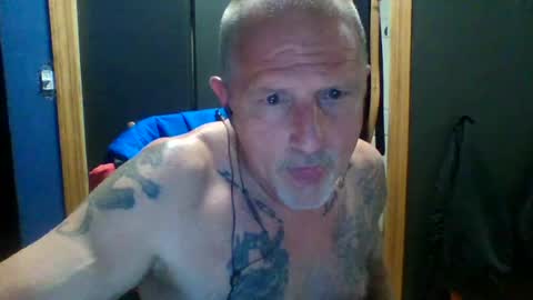 Snapshot of chadsters123 chatting on 25, 6, 2026 chadsters123 online show from 25, 6, 2026