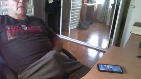 Chalky online show from 1, 4, 2026