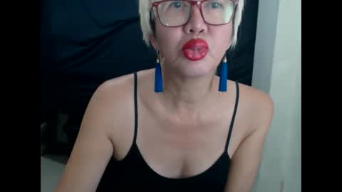 Snapshot of champaka123 chatting on 14, 3, 2026 champaka online show from 14, 3, 2026