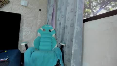 chanellejohnson_ online show from 20, 11, 2025