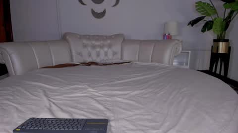 Snapshot of chanellmoon chatting on 28, 7, 2026 Chanell online show from 28, 7, 2026