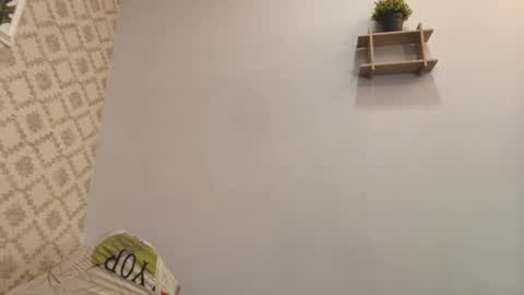 Raquel  online show from 3, 3, 2025