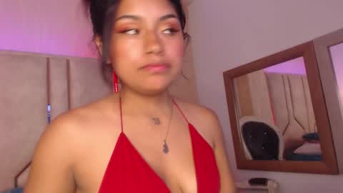  chantalpetit  online show from 4, 2, 2026