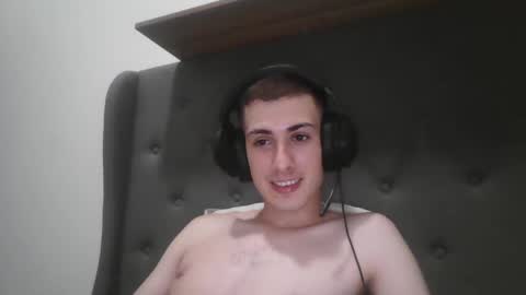 Snapshot of charismaticcharm chatting on 17, 1, 2025 charismaticcharm online show from 17, 1, 2025