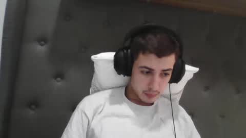 Snapshot of charismaticcharm chatting on 26, 1, 2025 charismaticcharm online show from 26, 1, 2025