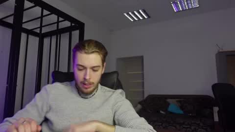 Snapshot of charles_sins chatting on 6, 2, 2025 CHARLES SINS online show from 6, 2, 2025