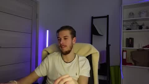 Snapshot of charles_sins chatting on 12, 2, 2025 CHARLES SINS online show from 12, 2, 2025