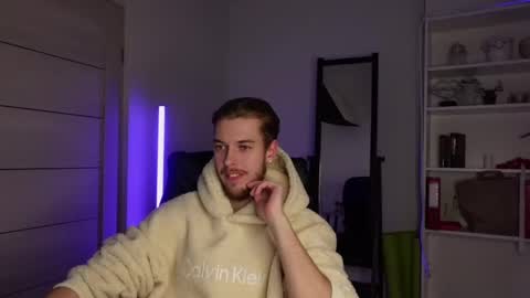 Snapshot of charles_sins chatting on 12, 2, 2025 CHARLES SINS online show from 12, 2, 2025