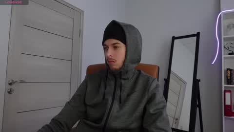 Snapshot of charles_sins chatting on 26, 2, 2025 CHARLES SINS online show from 26, 2, 2025