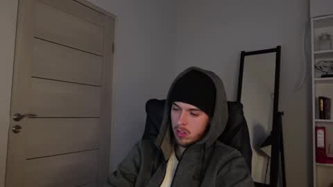 Snapshot of charles_sins chatting on 1, 3, 2025 CHARLES SINS online show from 1, 3, 2025