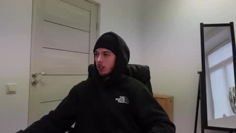 Snapshot of charles_sins chatting on 12, 3, 2025 CHARLES SINS online show from 12, 3, 2025