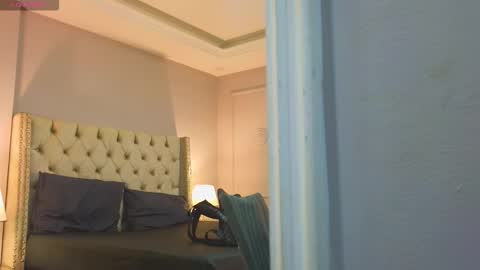 charlesbrown_ online show from 18, 11, 2025