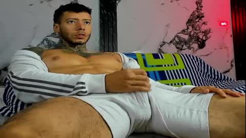 charless_dickenss online show from 4, 12, 2025