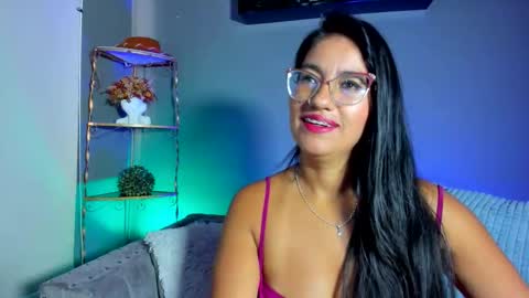 charlhot_ online show from 30, 10, 2025