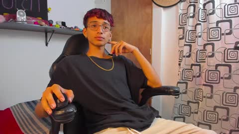 Charles Russo online show from 7, 12, 2024