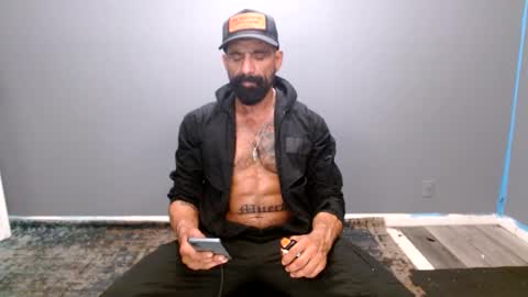 Snapshot of charlieprospect chatting on 1, 12, 2025 Charlie Prospect online show from 1, 12, 2025