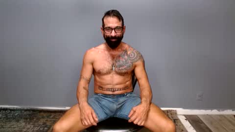 Snapshot of charlieprospect chatting on 20, 12, 2025 Charlie Prospect online show from 20, 12, 2025