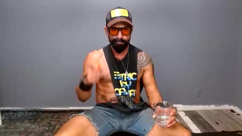 Snapshot of charlieprospect chatting on 21, 12, 2025 Charlie Prospect online show from 21, 12, 2025