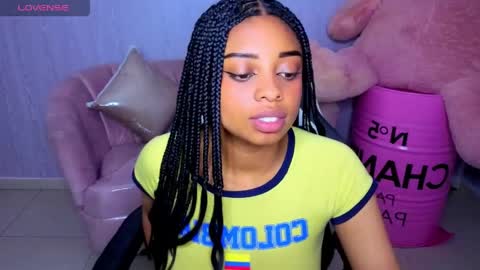 Snapshot of charlote_fun_a chatting on 27, 5, 2026 Charlote online show from 27, 5, 2026