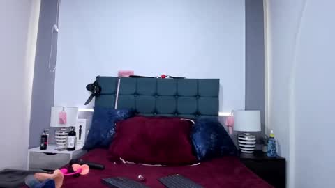 Charlott online show from 8, 9, 2025