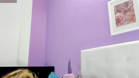 Snapshot of charlotte1117 chatting on 21, 4, 2026 Char 3 online show from 21, 4, 2026