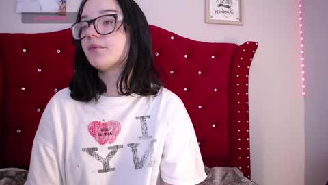 charlotte1_ls online show from 16, 12, 2024