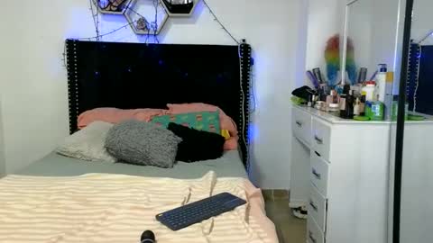 charlotte_027 online show from 23, 5, 2026