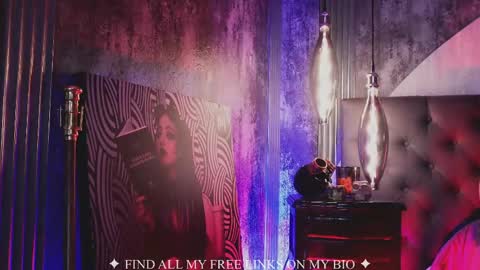 Charlotte online show from 16, 4, 2026